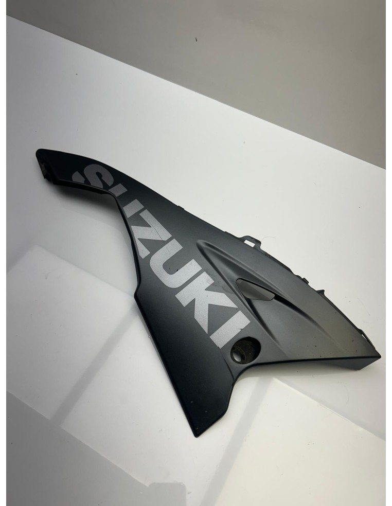 Demi sabot gauche partie inférieure SUZUKI GSX-R 2005 - 2006