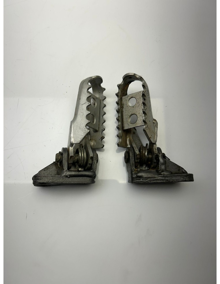 Repose pieds droit et gauche HUSQVARNA 610 TE 2000 - 2004