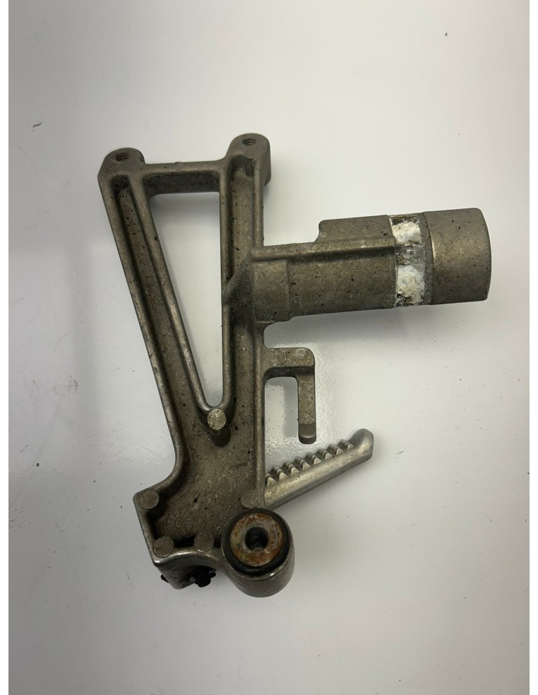 Repose pied arrière droit HONDA CBR 600 F 1991 - 1998