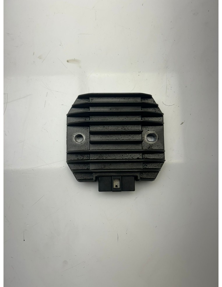 Régulateur KAWASAKI ZR-7 1999 - 2003