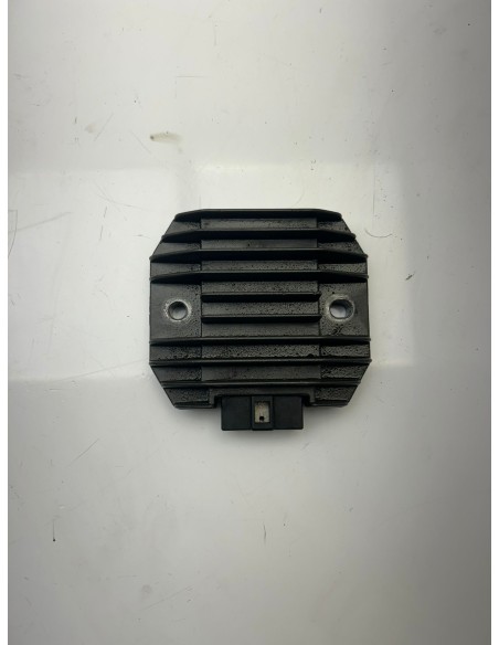 Régulateur KAWASAKI ZR-7 1999 - 2003