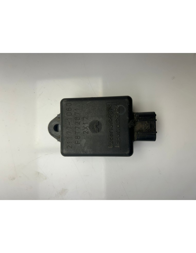 Relais boîtier électrique KAWASAKI ZR-7 1999 - 2003