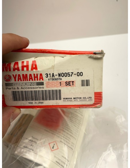 Piston d'étrier de frein YAMAHA 1986 / 2003 31AW005700