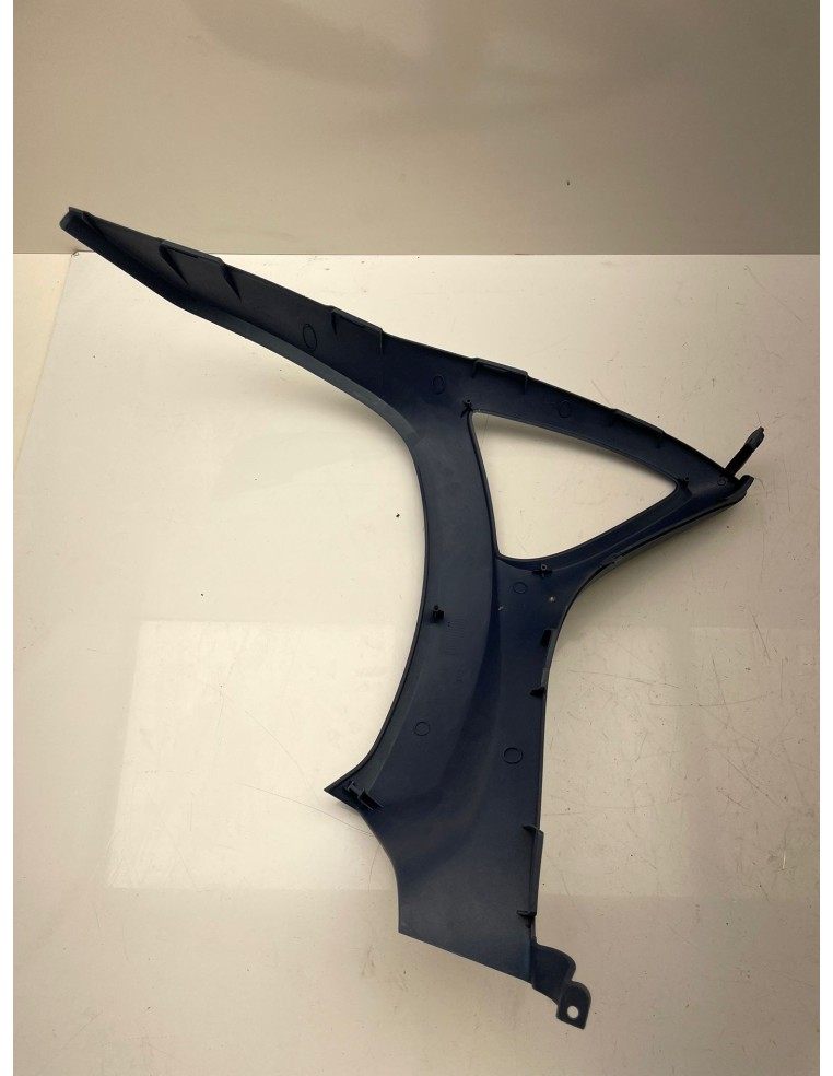 Carénage Latéral droit PIAGGIO MP3 YOURBAN 2011 / 2016 657369000C