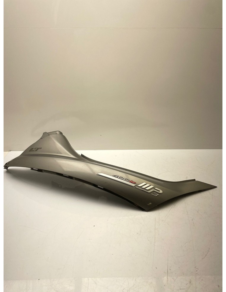 Carénage arrière droit PIAGGO MP3 2008 / 2014 62444702