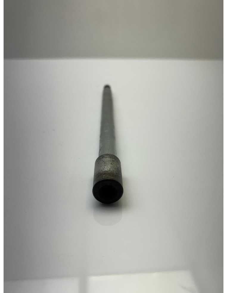 Axe de roue avant PIAGGIO 125 XEVO 2007 - 2016