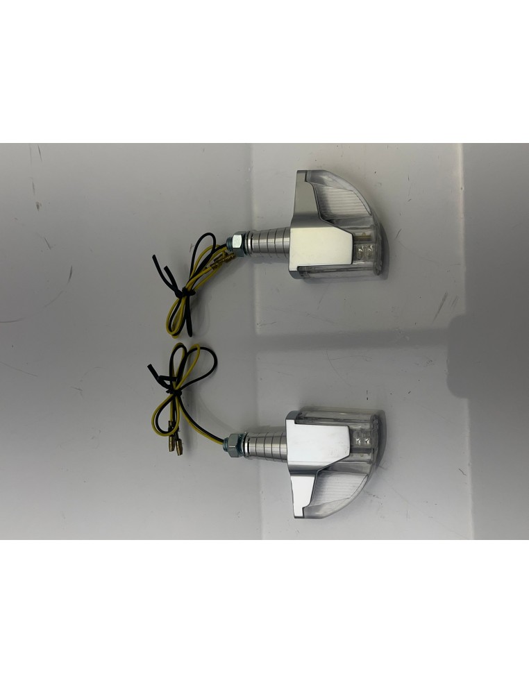 Paire de clignotants adaptables MAD