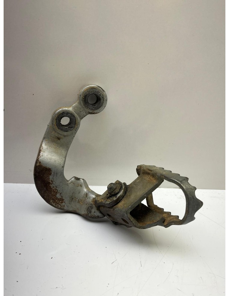 Platine et repose avant droite YAMAHA TTR 600 1994 - 2004