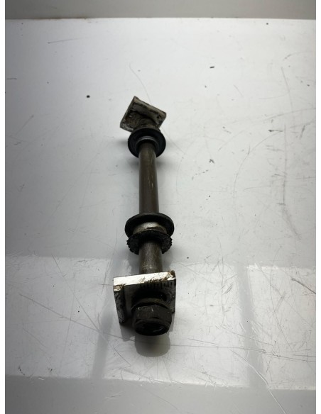 Axe de roue arrière complet YAMAHA TTR 600 1994 - 2004