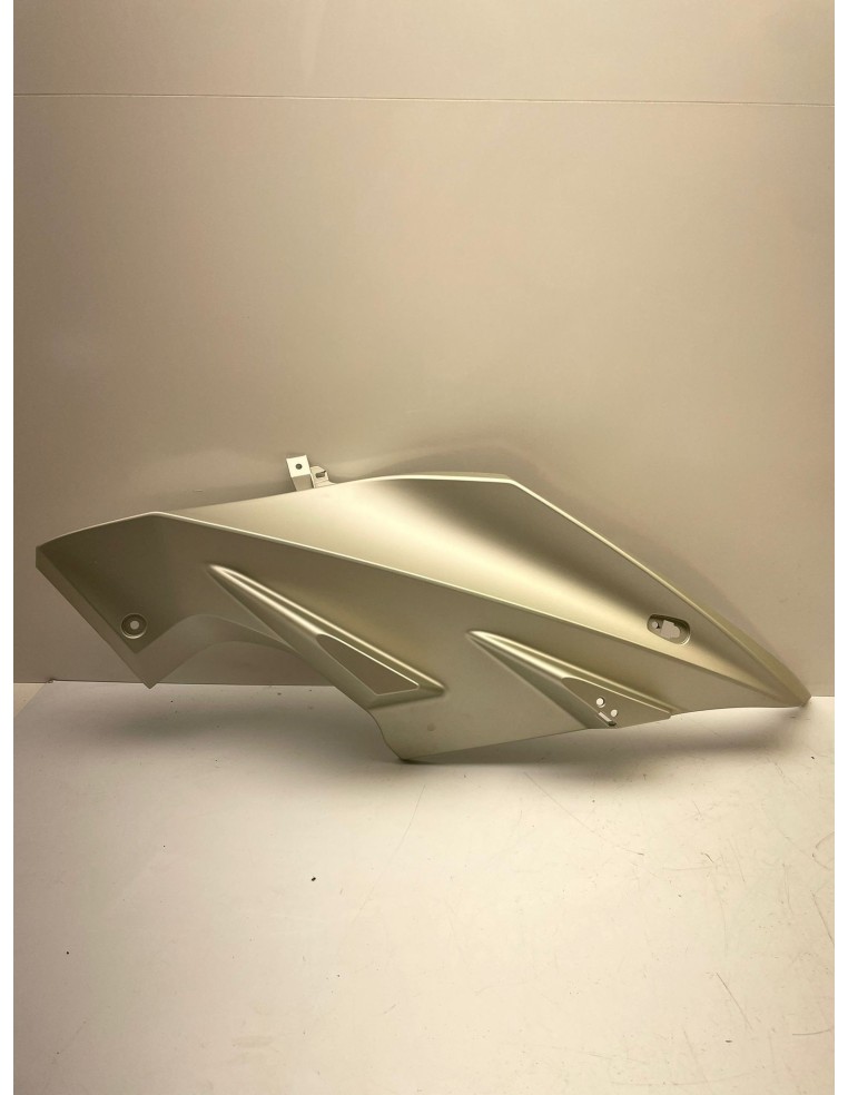 Carénage tête de fourche droit Yamaha YZF R 125 2008 / 2013 5D7F835H