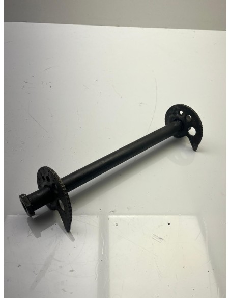 Axe de roue arrière YAMAHA TT 600 S BELGARDA 1993 - 1995