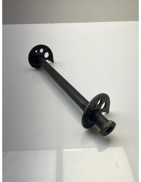 Axe de roue arrière YAMAHA TT 600 S BELGARDA 1993 - 1995