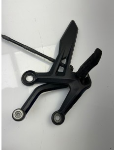 Platine avant gauche KTM DUKE 890 2021 - 2023